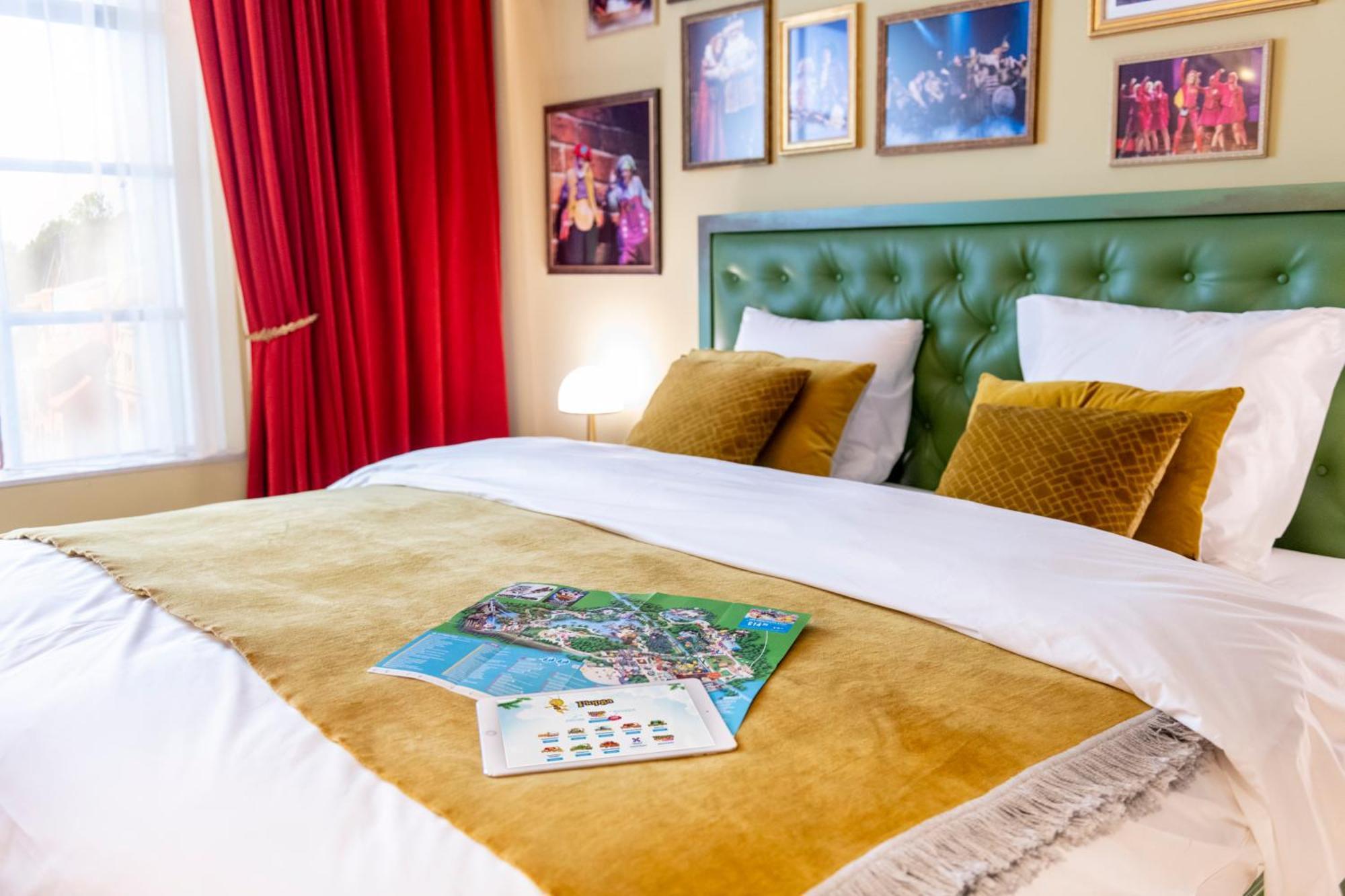 Theater Hotel 드판 외부 사진