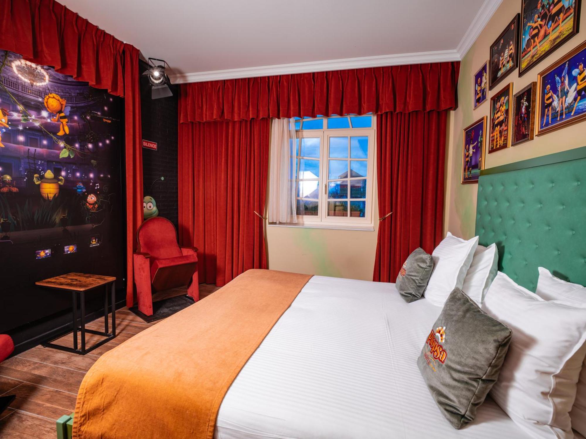 Theater Hotel 드판 외부 사진